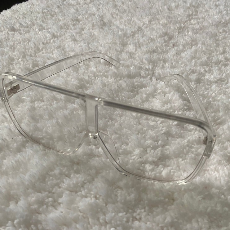 Clarity Oversized Frames