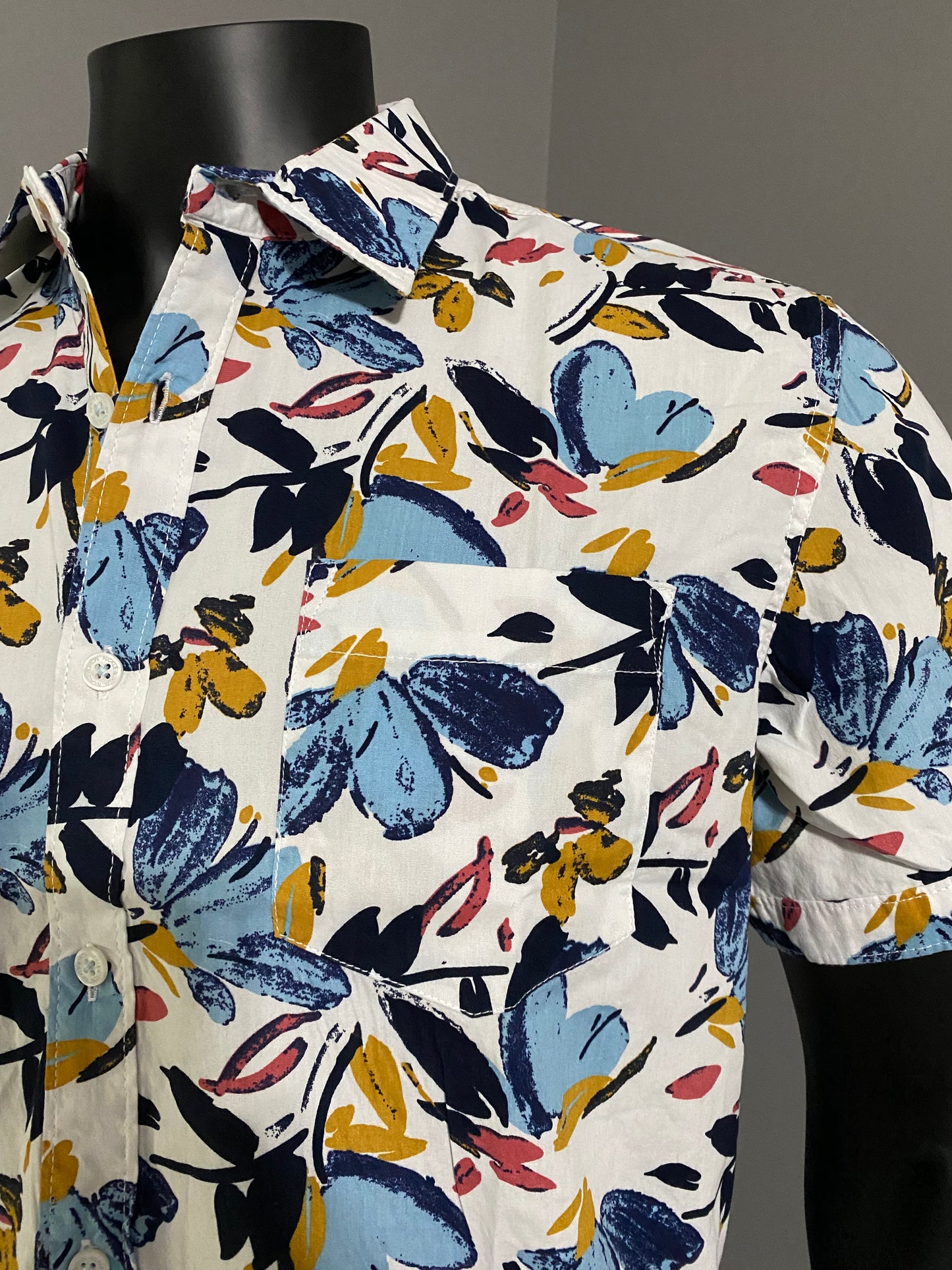 Flower Bomb Button Up