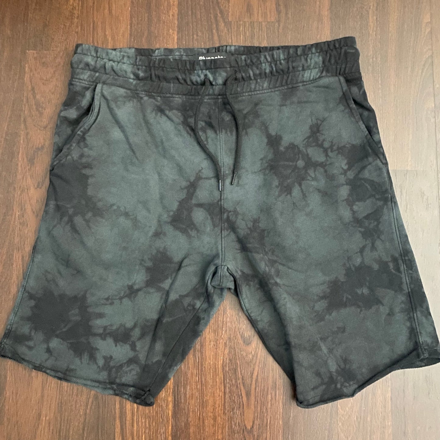 Chill Shorts / Black & Grey Tie Dye